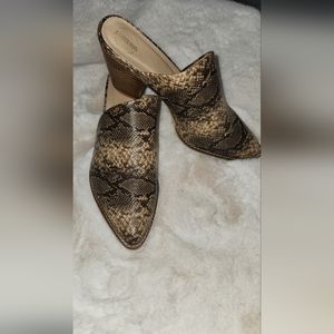 Feaux snake skin heel